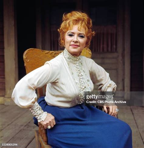 501 Amanda Blake Photos Stock Photos & High